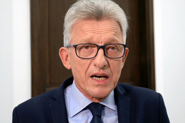 NSA: Kancelaria Sejmu powinna udostępnić wykaz nazwisk sędziów popierających kandydatów do Krajowej Rady Sądownictwa. Stanisław Piotrowicz był jednym z obrońców nowelizacji ustawy o KRS.