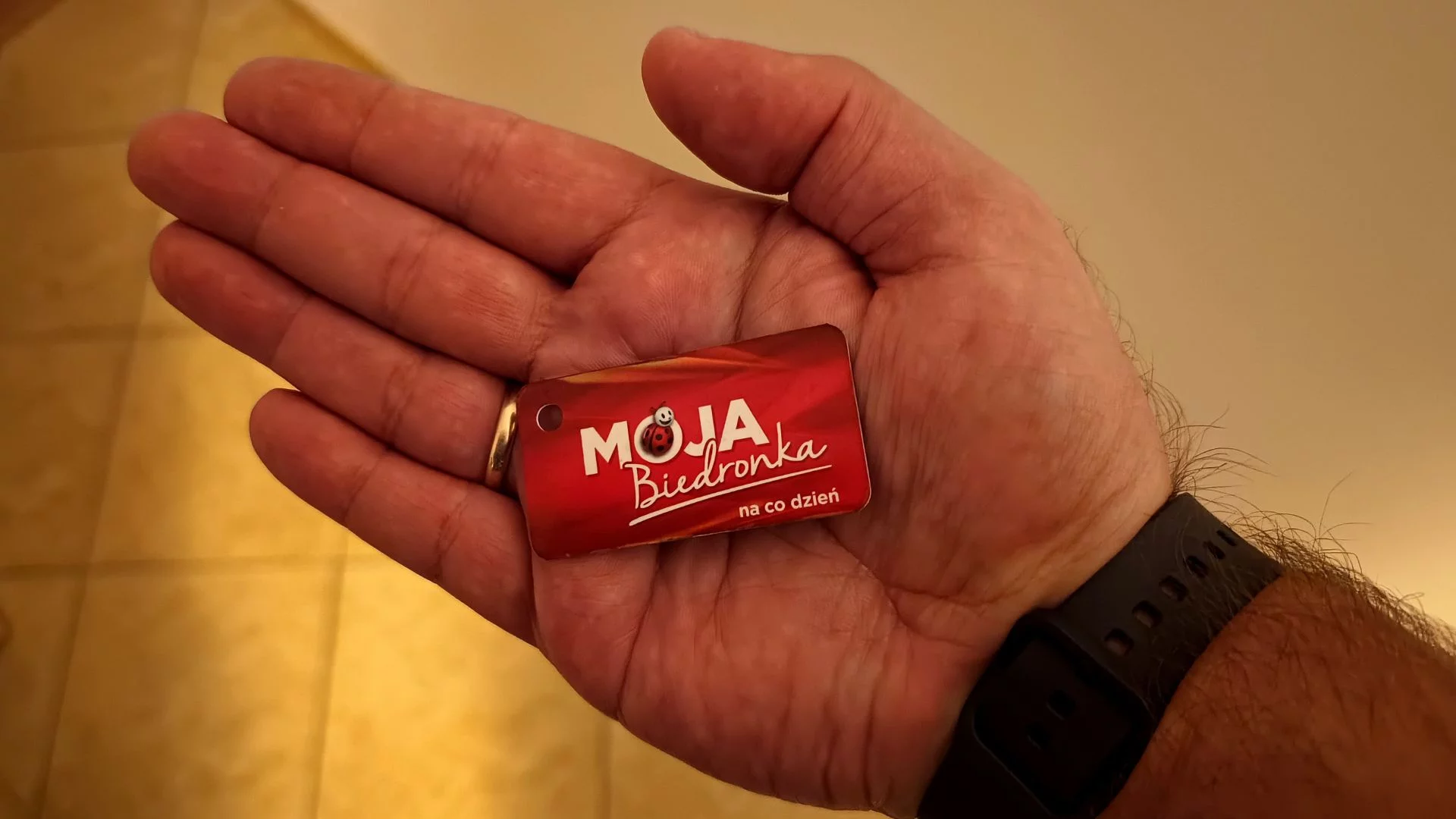 Biedronka ostrzega swoich klientów. Jeden błąd i tracisz wszystkie zniżki karta Moja Biedronka