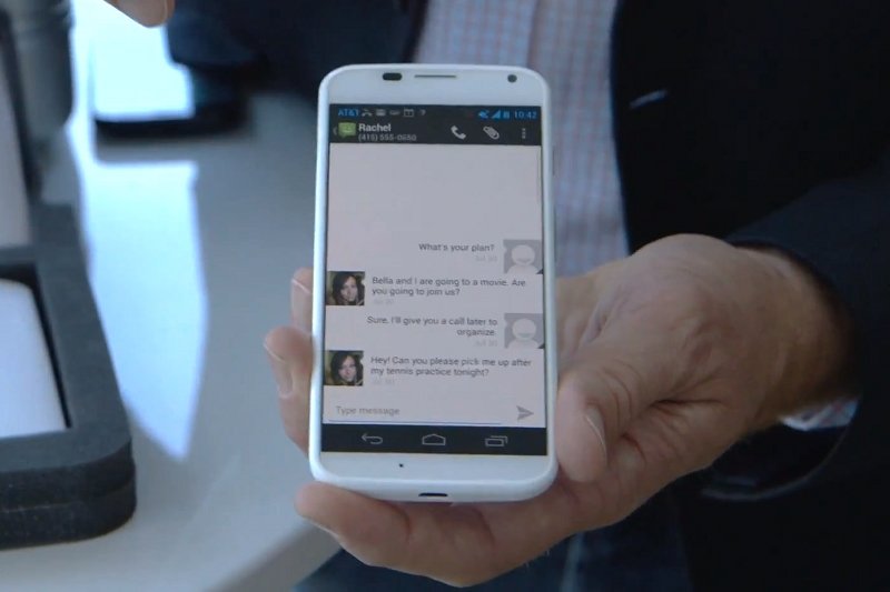 Tak wyglą Moto X, nowy telefon Motoroli i Google, który już budzi spore kontrowersje