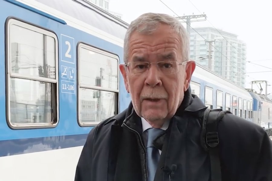 Alexander Van der Bellen przyjechał z Wiednia do Katowic drugą klasą PKP.