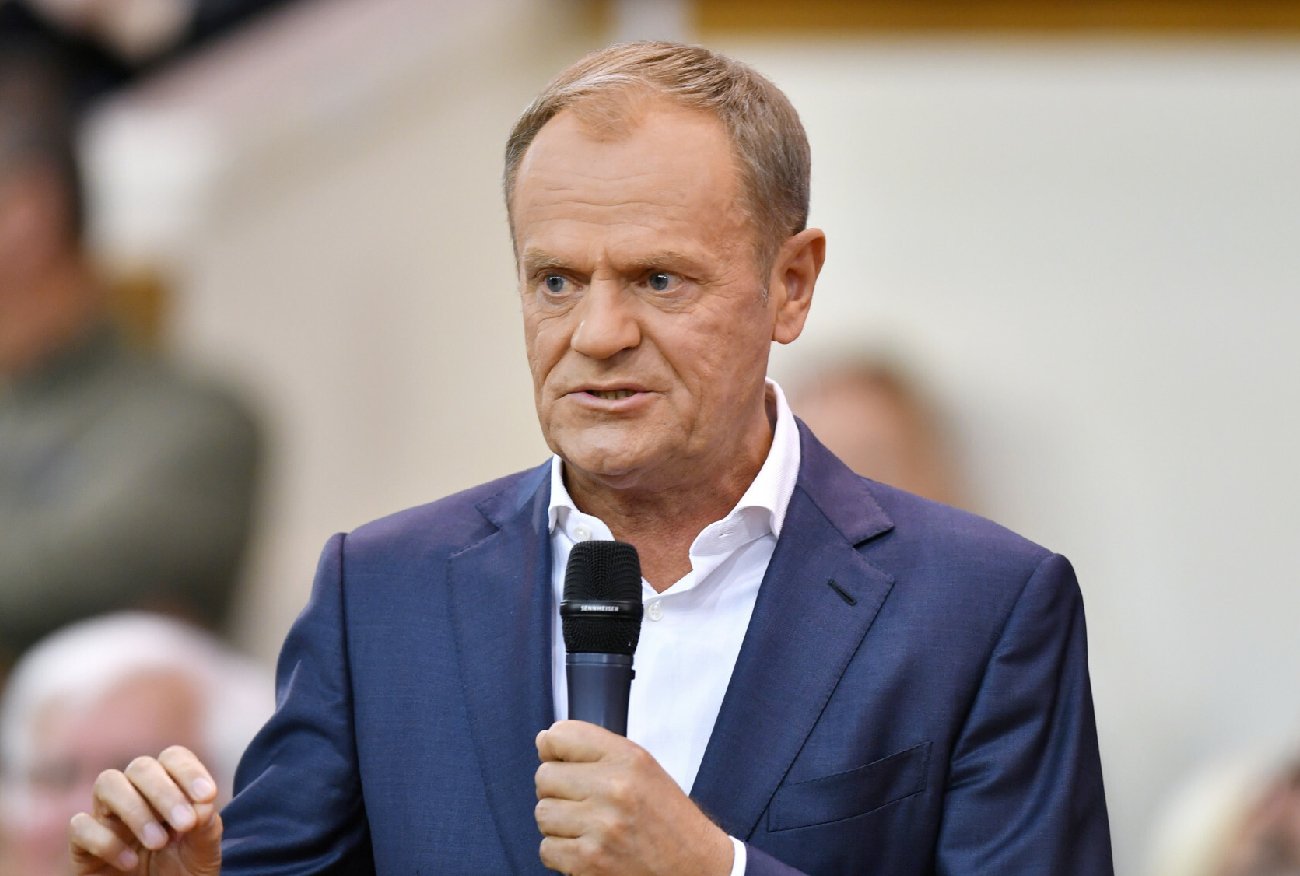 Tusk mówi Kaczyńskiemu "sprawdzam". "Zszedł z linii ostrzału i zaatakował".