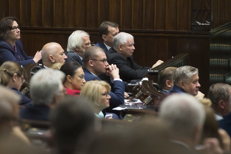 Wygrane wybory samorządowe przez PiS mają być wstępem do walki o Parlament RP.