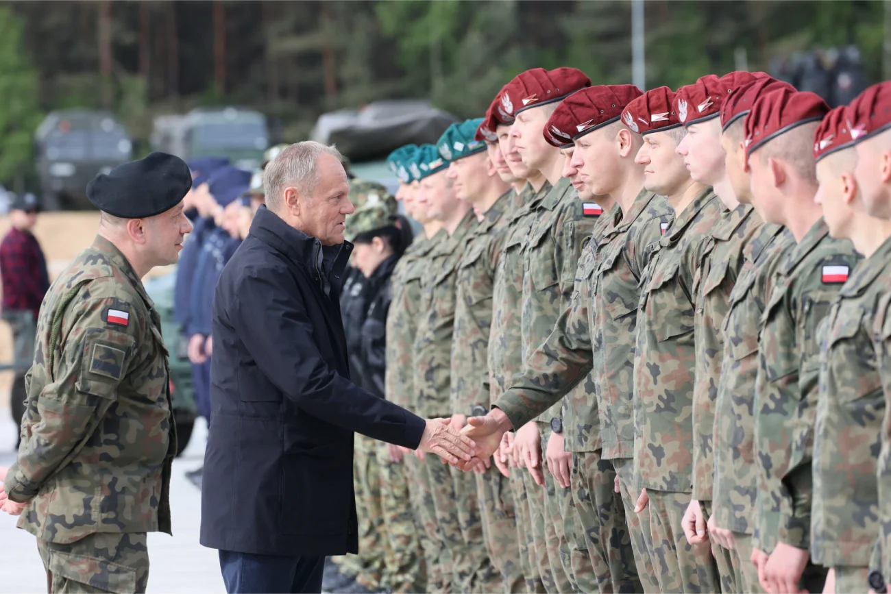 Donald Tusk zapowiada wzmocnienie granicy z Białorusią. Nowe fortyfikacje