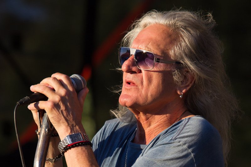 Muzyk zacznie karierę solową.