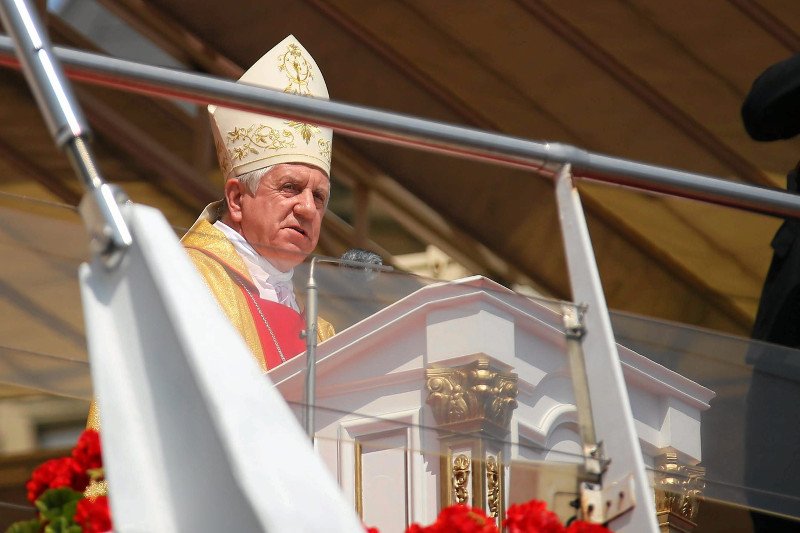 Biskupi na Jasnej Górze do dzieci z in vitro:by się jedno z was narodziło, to kilkadziesiąt innych musiało być zabitych