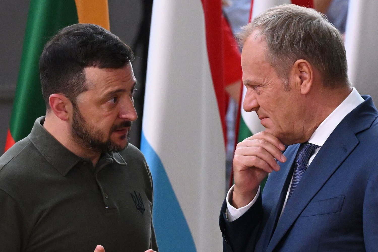 Wojna w Ukrainie. Nagła rozmowa Tuska i Zełenskiego. Tusk i Zełenski odbyli rozmowę. Prezydent Ukrainy przekazał szczegóły.