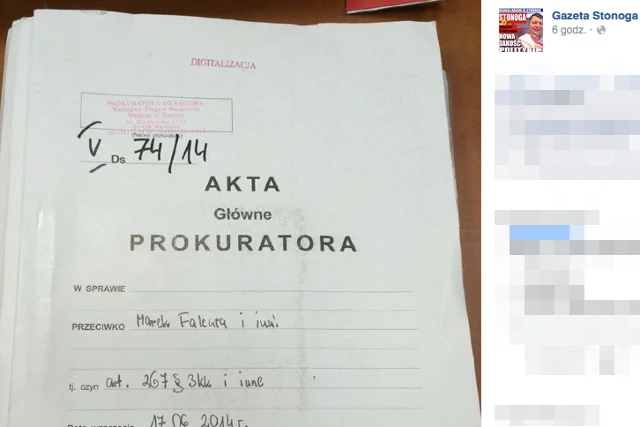 Zdjęcia akt opublikował na Facebooku Zbigniew Stonoga