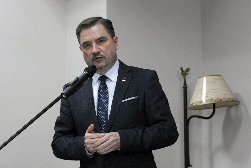 Piotr Duda nie lubi memów o sobie, a prokuratura go wspiera.