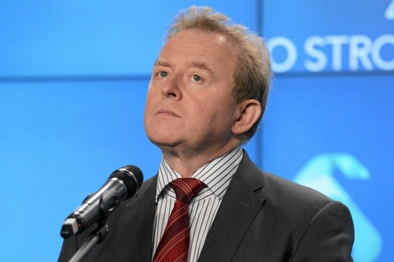 Kiedy Janusz Wojciechowski powtarzał ogólniki w czasie przesłuchania, sala miała wybuchać śmiechem.