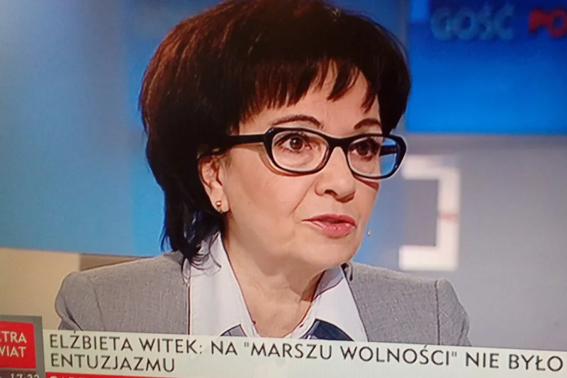 Niewygodne pytanie i unik. Elżbieta Witek zrzuca winę na poprzedników w sprawie, która PiS może sporo kosztować
