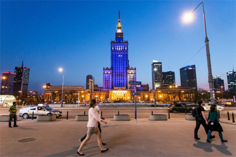 Co sądzą o Warszawie obcokrajowcy? Co by w niej zmienili? Zapytano ich o to, a ci wymienili jej mankamenty.