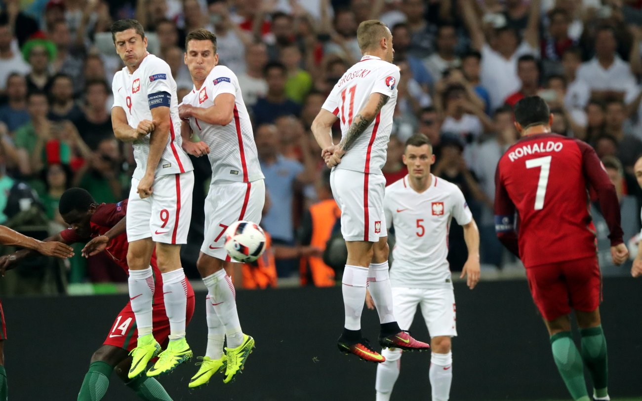 Euro 2016 to nasz najlepszy występ w finałach, drogę do medalu zamknęła Biało-Czerwonym Portugalia