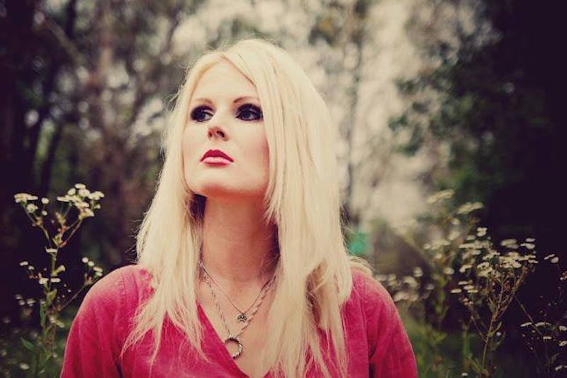 Po występie Donatana i Cleo na Eurowizji – Joanna "Żywia" Gacparska, kapłanka prowadząca starosłowiańskie obrzędy, dziwi się oburzeniu