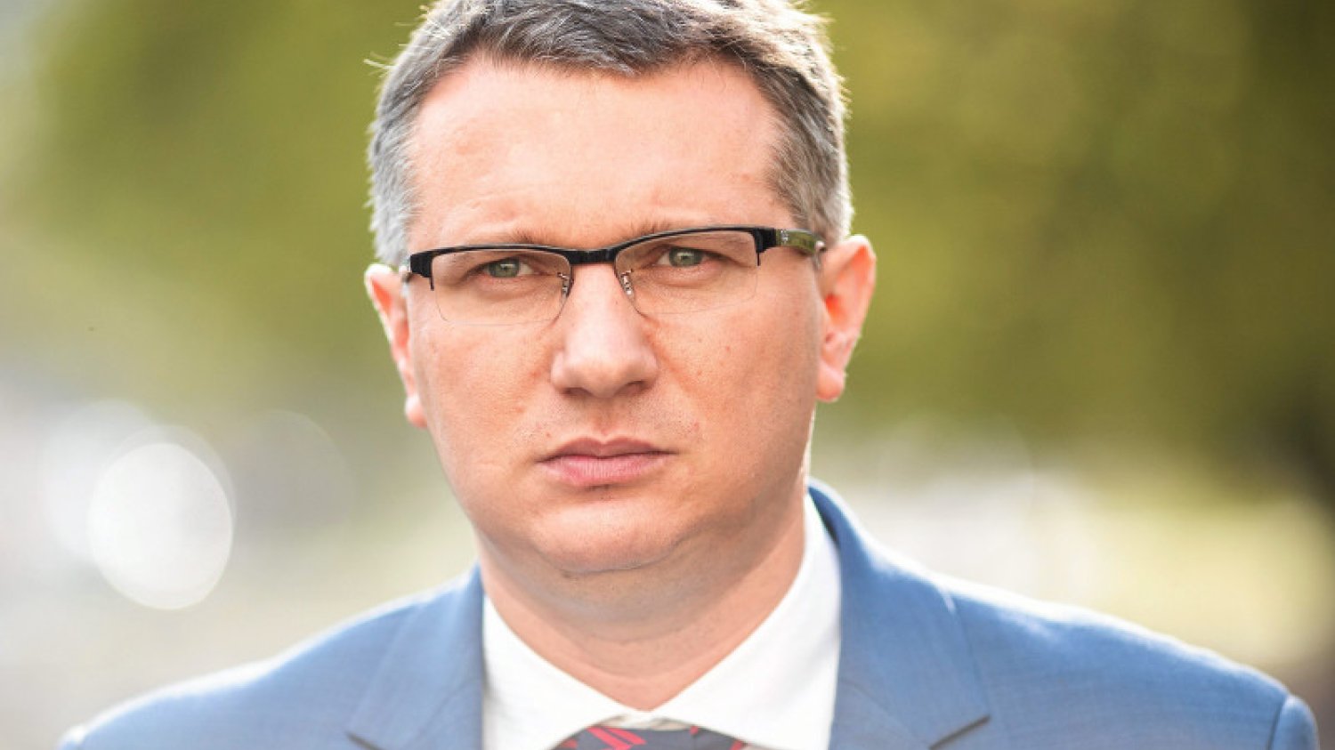 Przemysław Wipler zapowiada pozwy po ujawnieniu nagrań z jego pobicia.