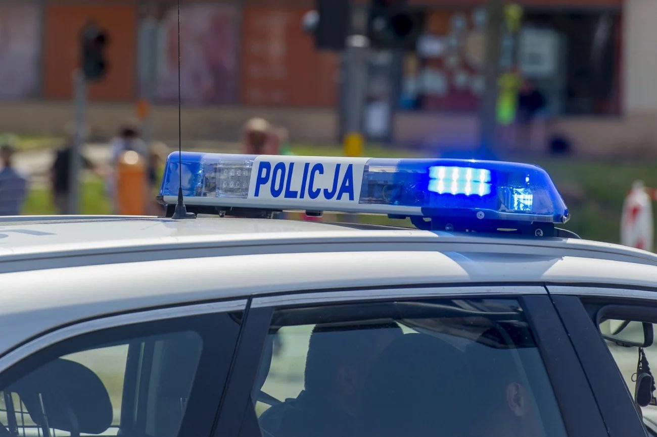 Tragedia na komendzie policji w Iławie. Policjant śmiertelnie postrzelił się z broni służbowej.