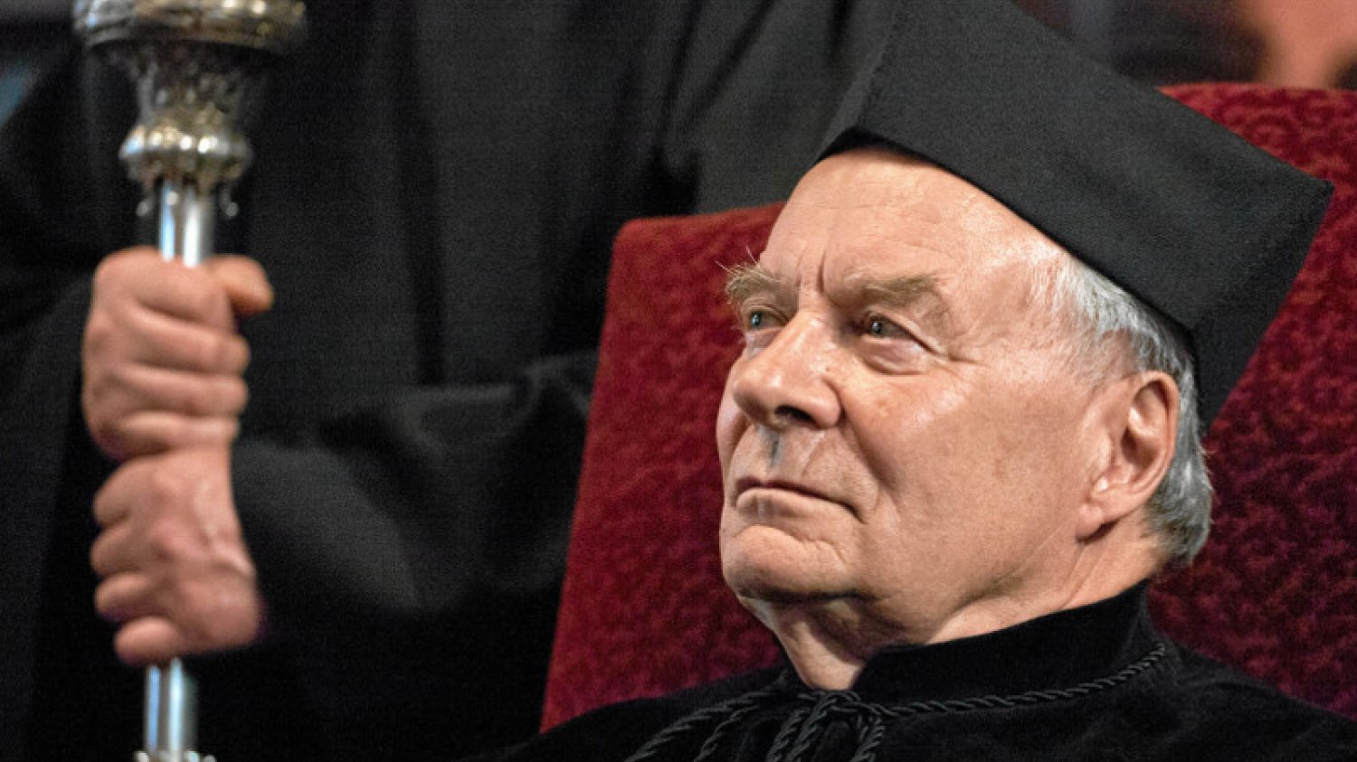 Prof. Stanisław Waltoś stanowczo protestuje przeciwko powoływaniu się Kancelarii Prezydenta na jego nazwisko.