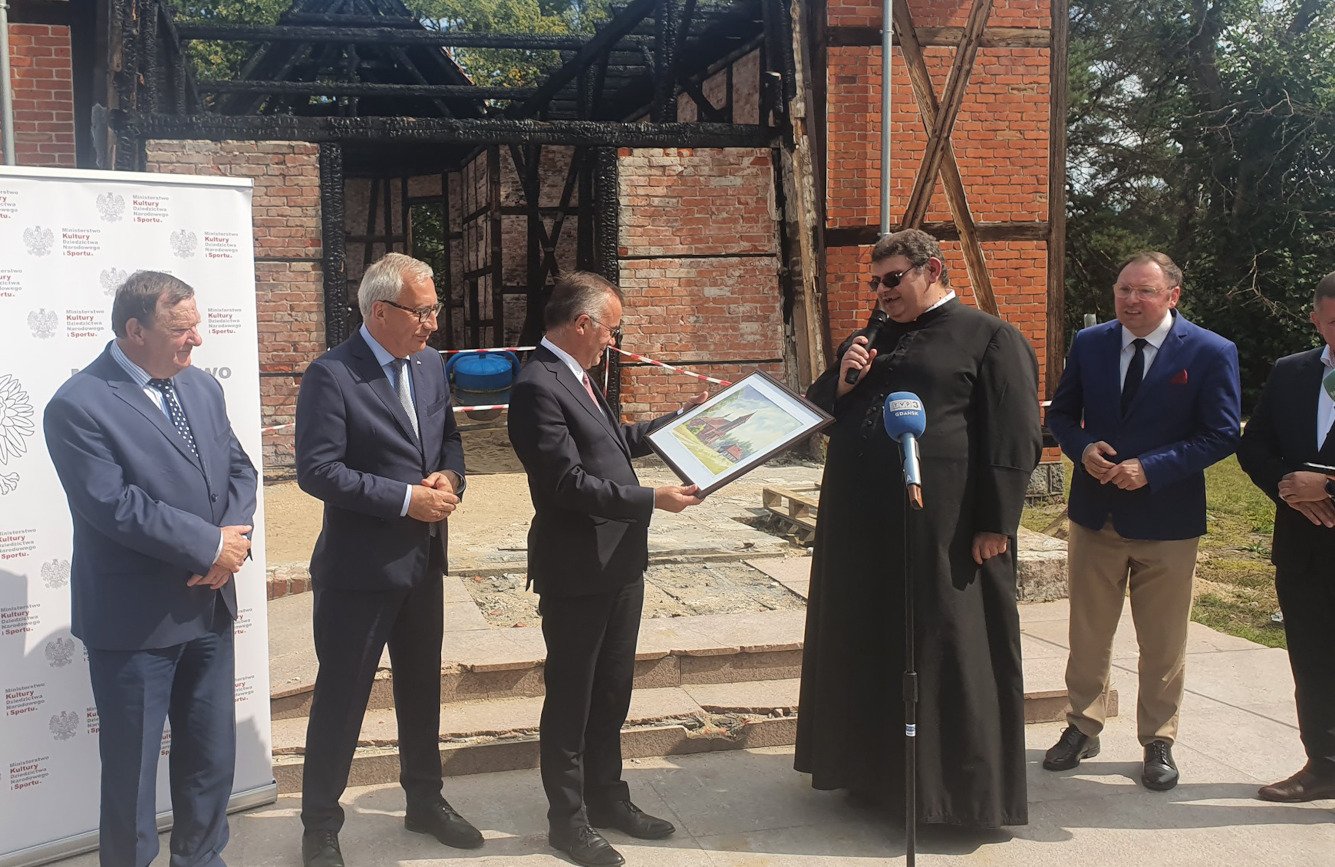 Duży wydatek Ministerstwa Kultury. 400 tys. na odbudowę spalonego kościoła.