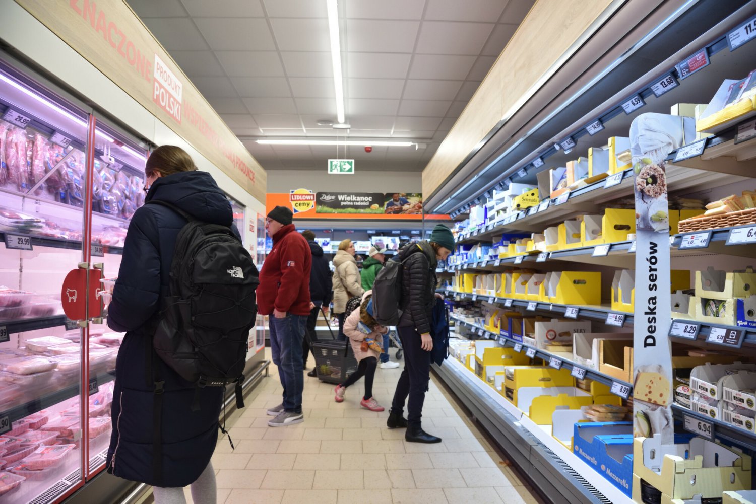 Kobieta chciała kupić lody dla dzieci w Lidlu. Były przeterminowane o miesiąc Chciała kupić lody, ale okazały się przeterminowane o miesiąc. Tak tłumaczy to Lidl