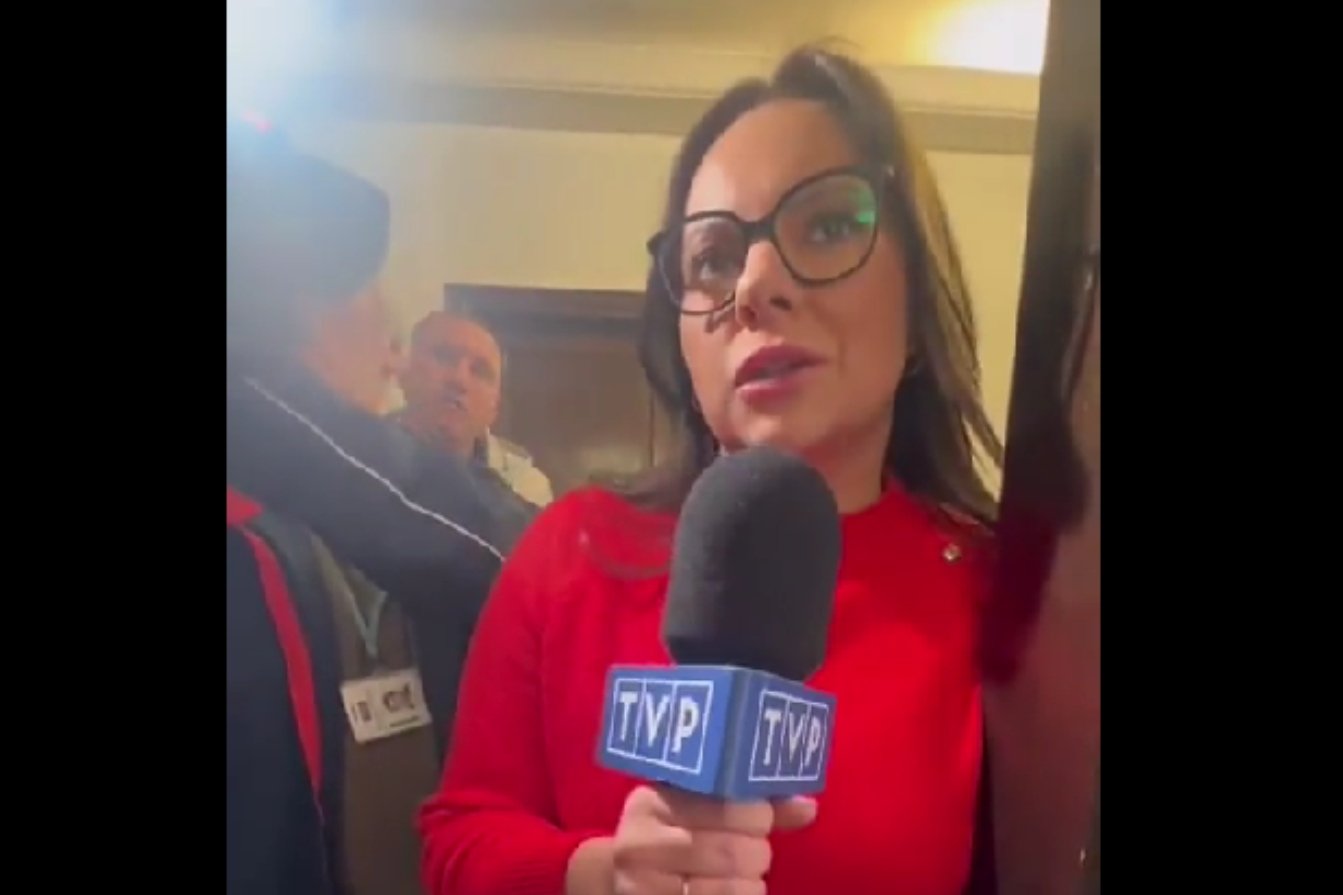 Starcie między Tomczykiem i pracownicą TVP. Zaczął nagrywać reporterkę.