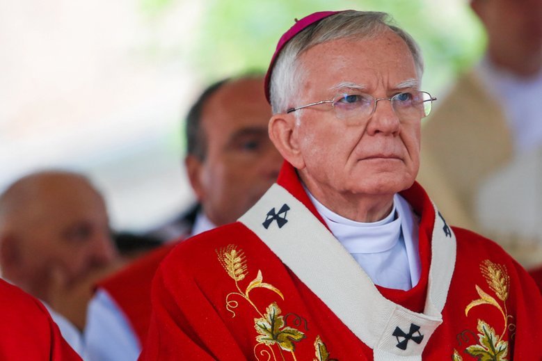 Trzęsienie kadrowe w krakowskiej Kurii – abp Marek Jędraszewski wymienił całe biuro prasowe.