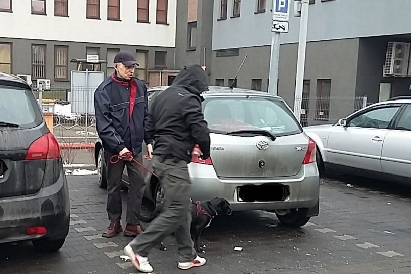 Łowca pedofilów, Krzysztof Dymkowski podczas akcji zatrzymania jednego z nich.