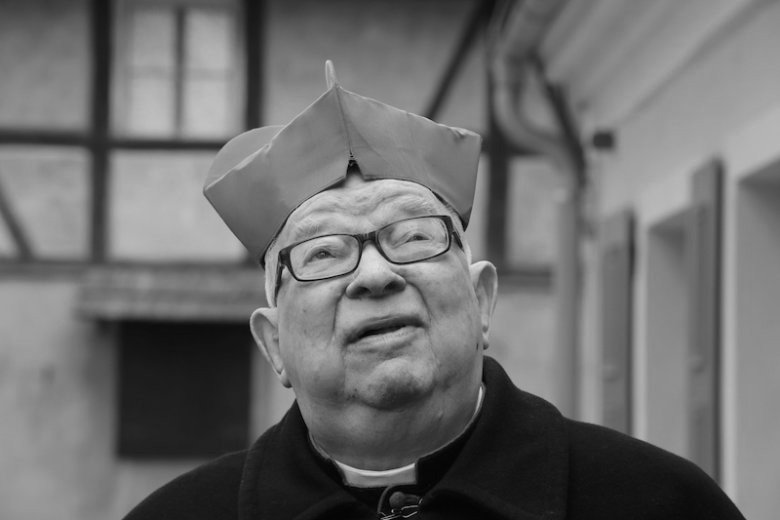 Kardynał Henryk Gulbinowicz zmarł 16 listopada 2020 roku. Na krótko przed jego odejściem pojawiły się oskarżenia o przemoc seksualną wobec dzieci.