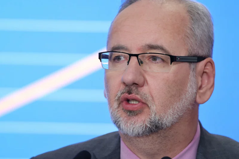 Wiadomo kiedy i dla kogo czwarta dawka szczepionki na COVID-19. Minister zdrowia podał termin