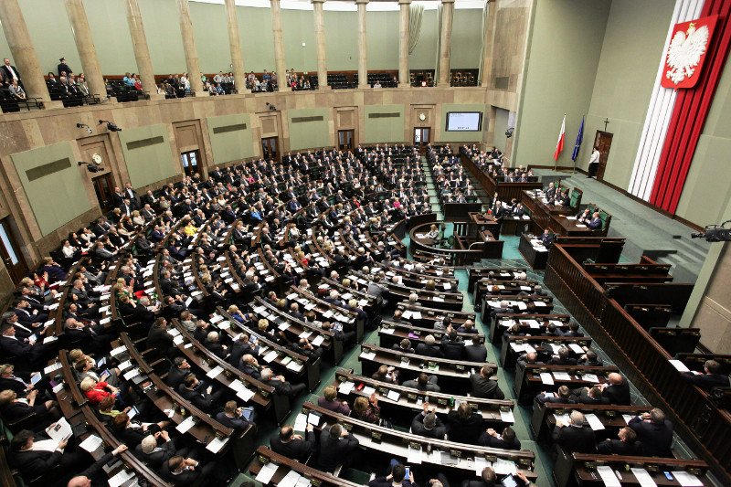 Nowe sondaże wskazują najlepszy wynik Platformy Obywatelskiej od 2011 roku.