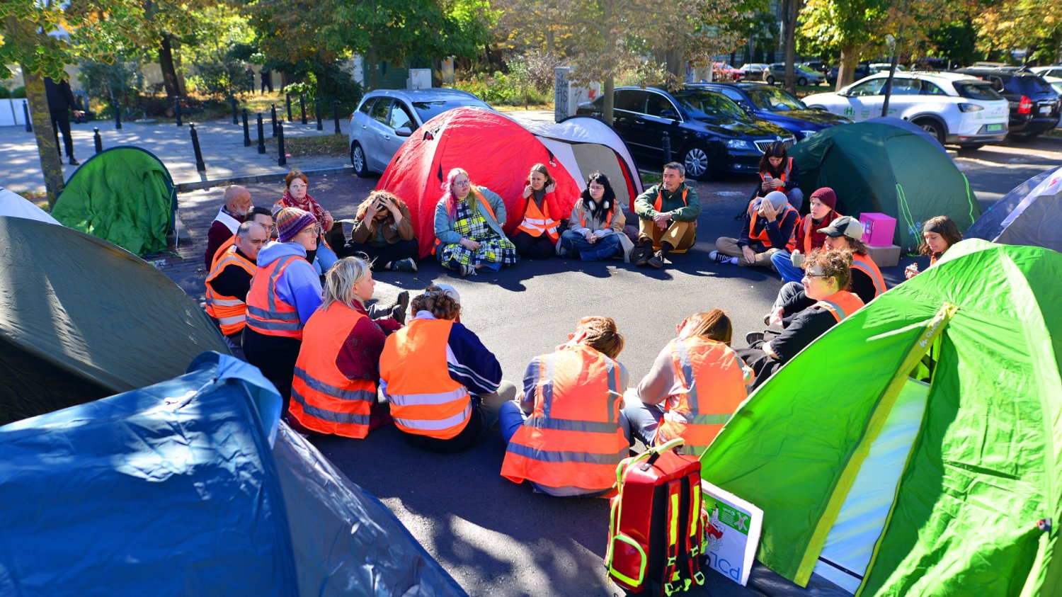 Ostatnie Pokolenie ogłasza sukces i... kończy działalność. Aż ich zapytałem, co więc z klimatem