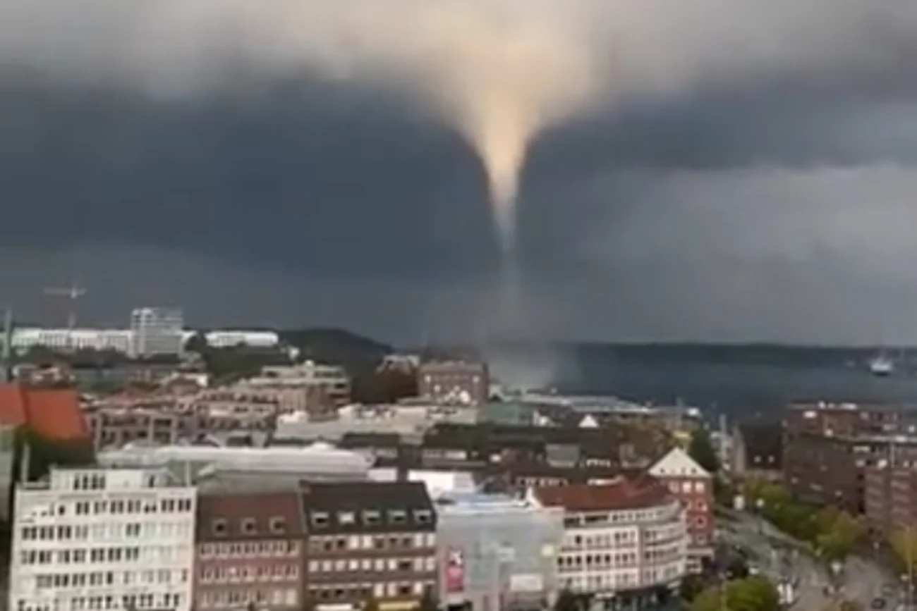 Niemcy. Tornado w Kilonii zepchnęło ludzi do Bałtyku.