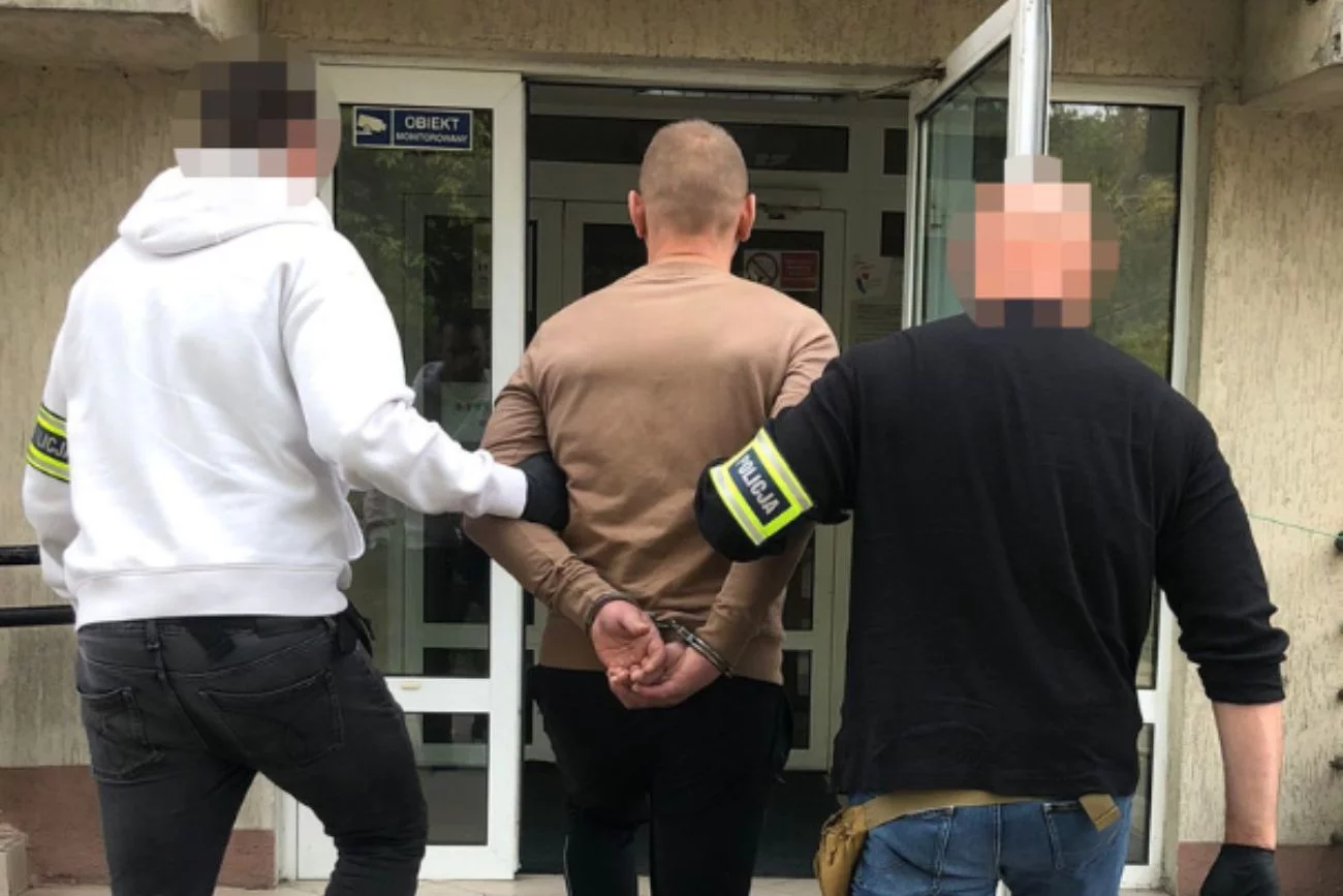Kolejny atak w warszawskim metrze. Policja zatrzymała agresywnego 39-latka.