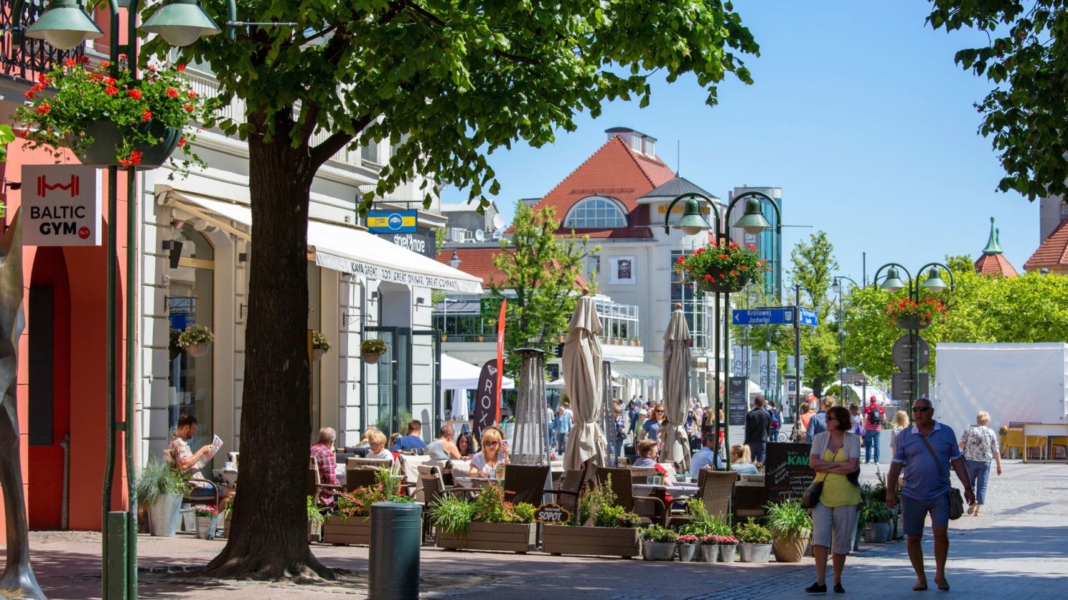 Czterodniowy weekend przed nami. Gdzie Polacy spędzą tegoroczną czerwcówkę? Polskie jeziora hitem długiego weekendu. Rezerwacje wzrosły o 90 proc.