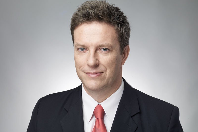 Polska drugim Singapurem? Były ambasador Waldemar Dubaniowski, że naukę musimy przekierować na dziedziny ścisłe