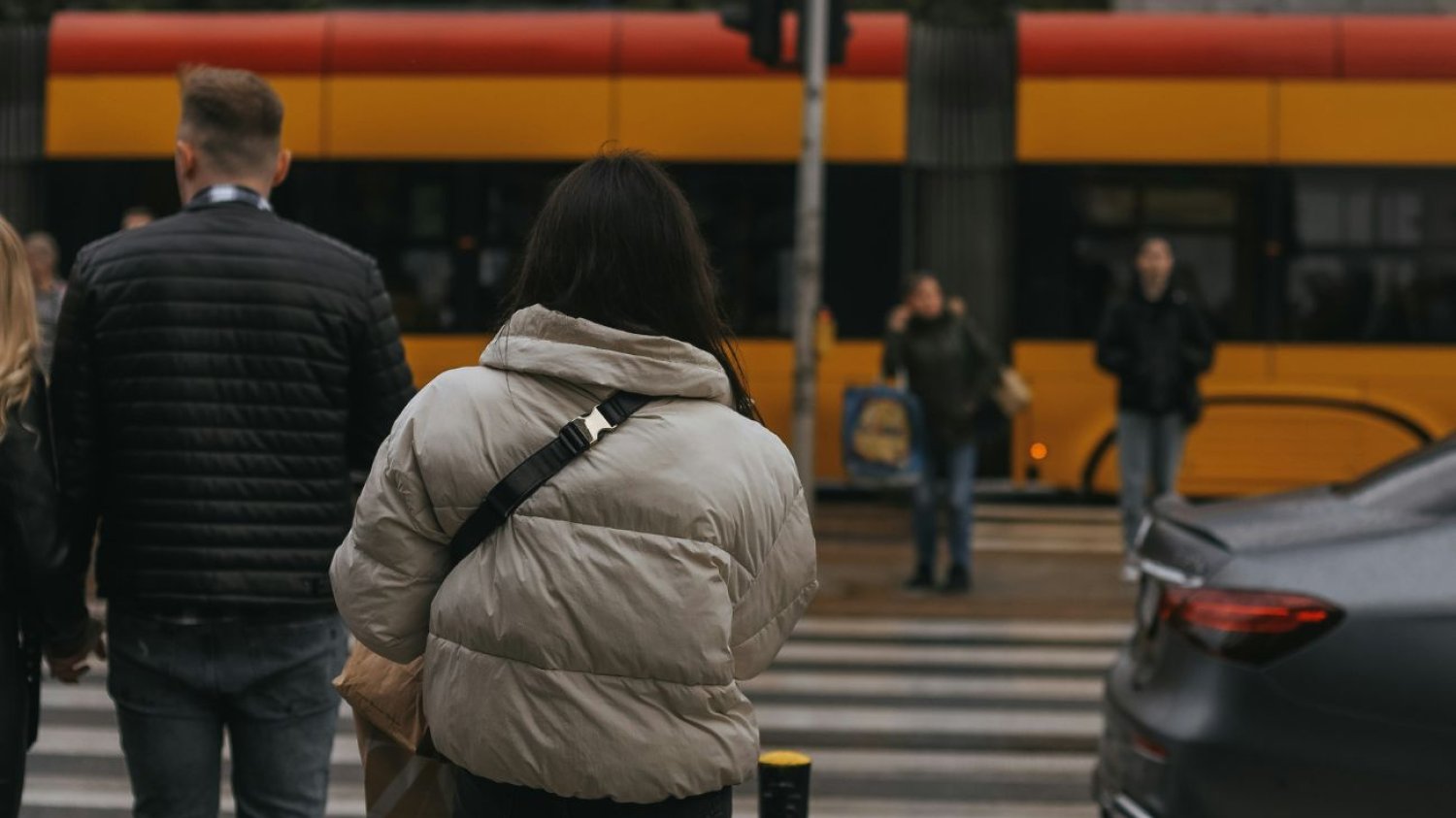 Tyle osób ma dziś w Polsce status uchodźcy. Urząd ujawnił oficjalnie liczby. Liczba uchodźców w Polsce. Urząd podał konkretne dane.
