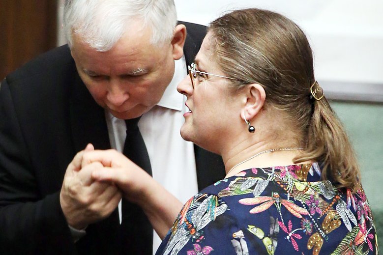 Krystyna Pawłowicz ze smutkiem wspomina dzień wejścia Polski do Unii Europejskiej.