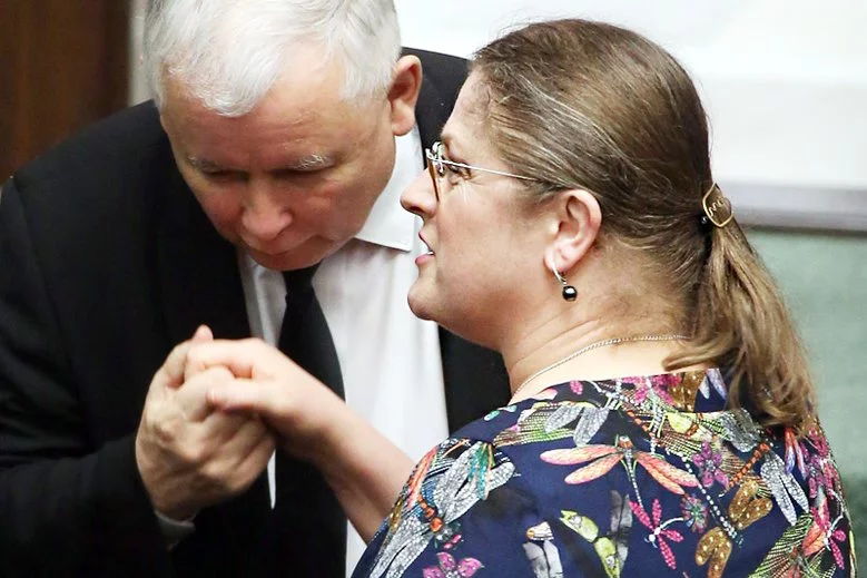 Krystyna Pawłowicz ze smutkiem wspomina dzień wejścia Polski do Unii Europejskiej.