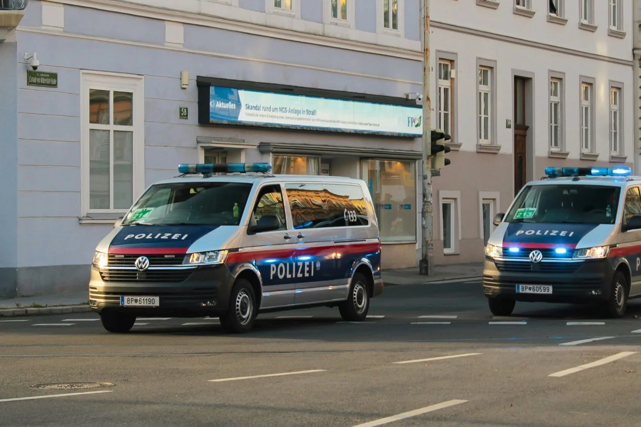 Policja w Austrii zatrzymała Polaka, który przekroczył prędkość o 82 km/h