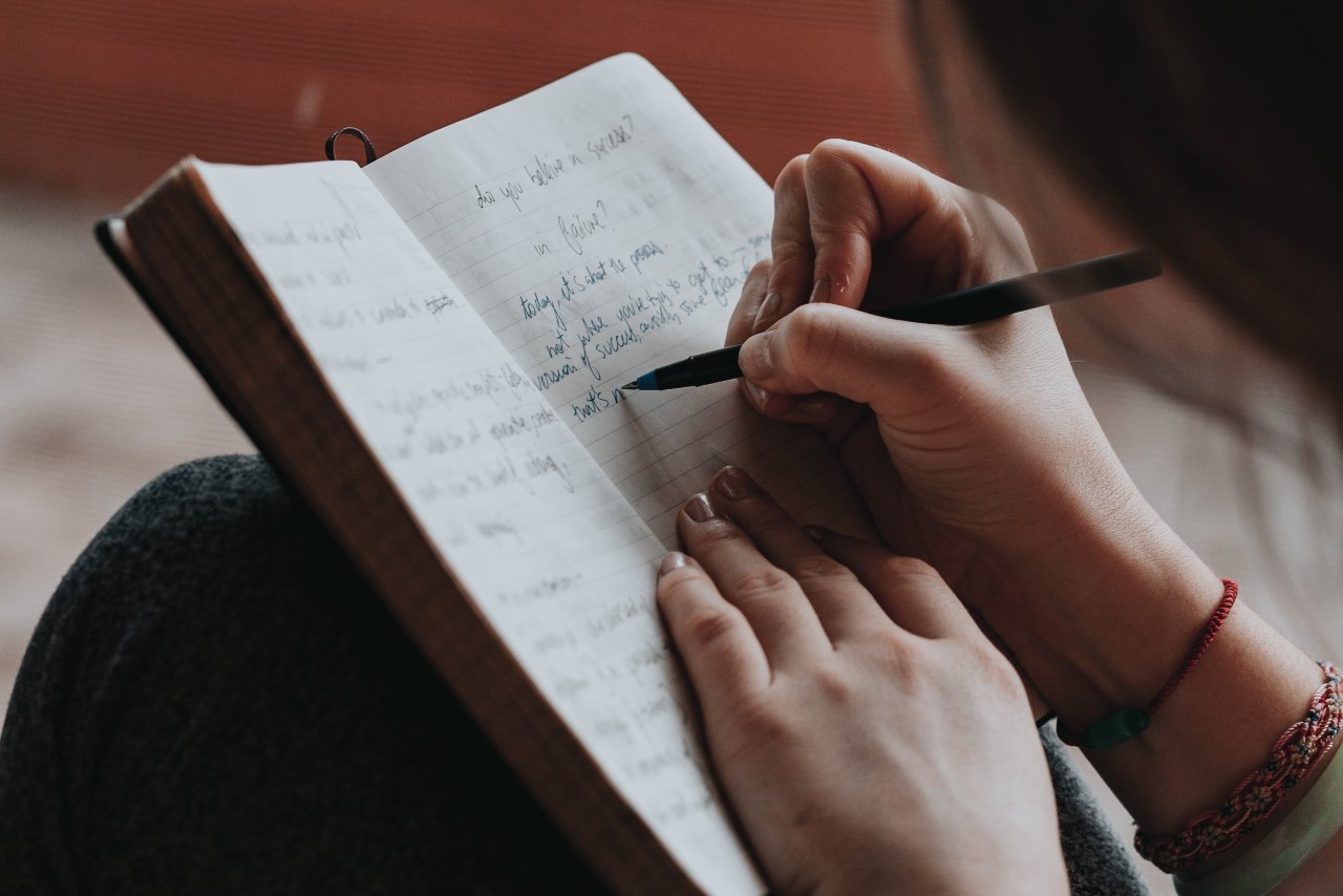 Na naszych oczach znikają pamiętniki, dzienniki i złote myśli