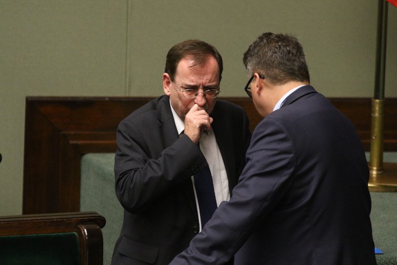 Służby połączą swoje systemy informatyczne z Urzędami Stanu Cywilnego. A to oznacza, że nasze dane będą łatwo dostępne.