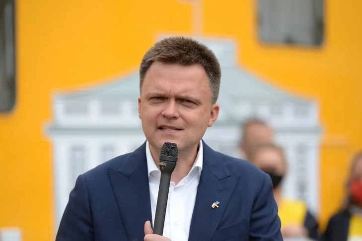 Szymon Hołownia zadeklarował poparcie dla Rafała Trzaskowskiego.