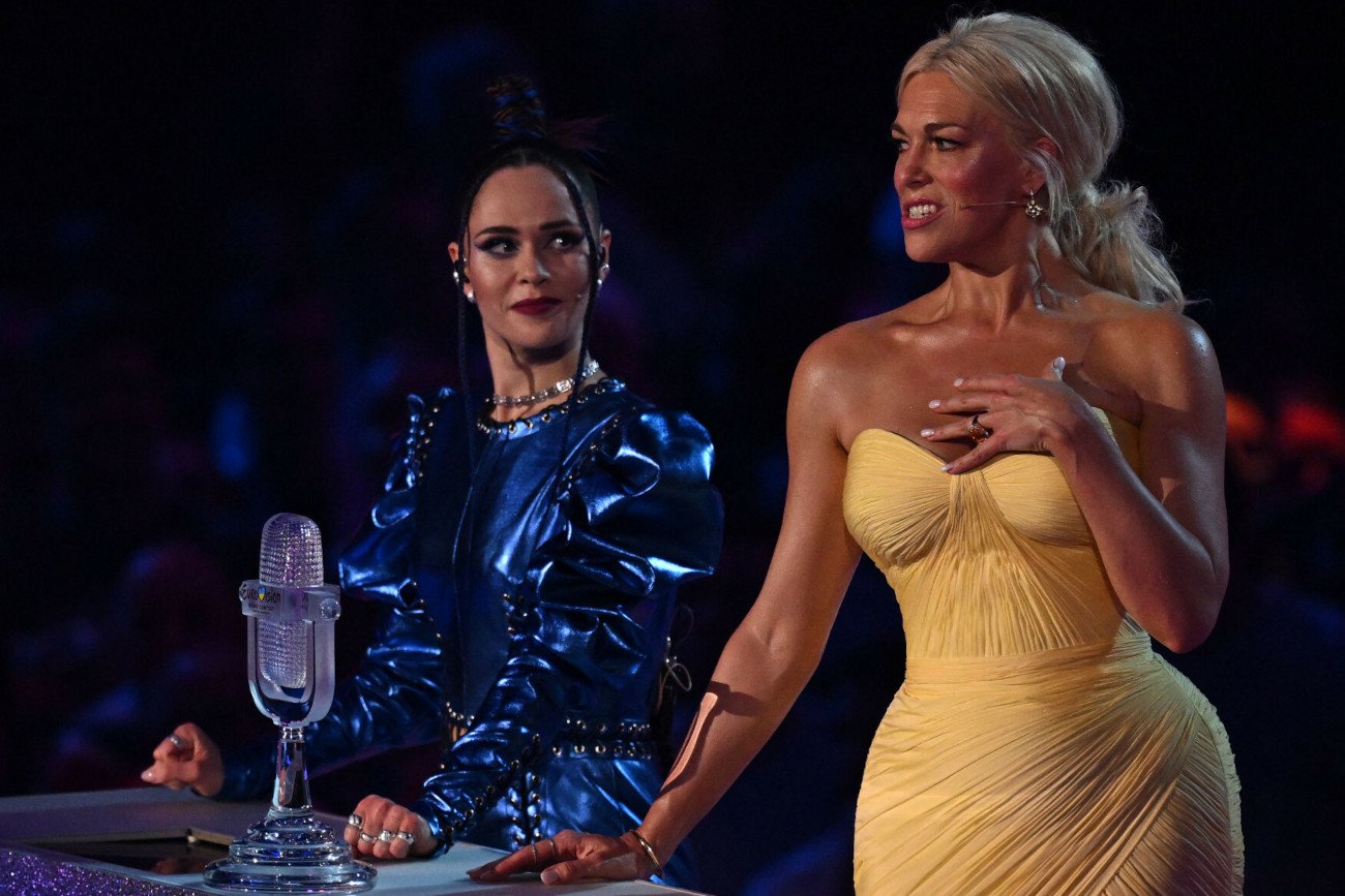 Kim jest Hannah Waddingham?