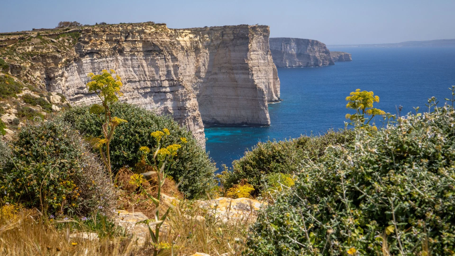 Widok na klify Sanap na Gozo klify Sanap