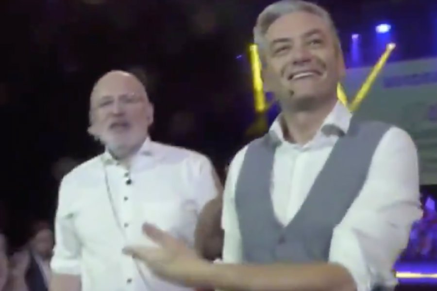 Frans Timmermans wystąpił ze słowami poparcia dla nauczycieli na konwencji Wiosny w Warszawie.