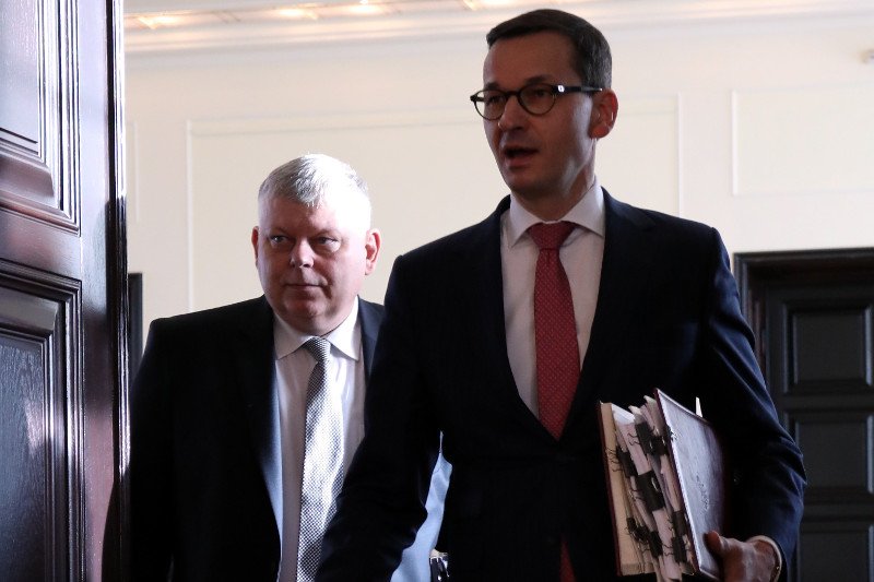 Marek Suski: premier dowiedział się z mediów o pomyśle wicepremier ws. 500+.