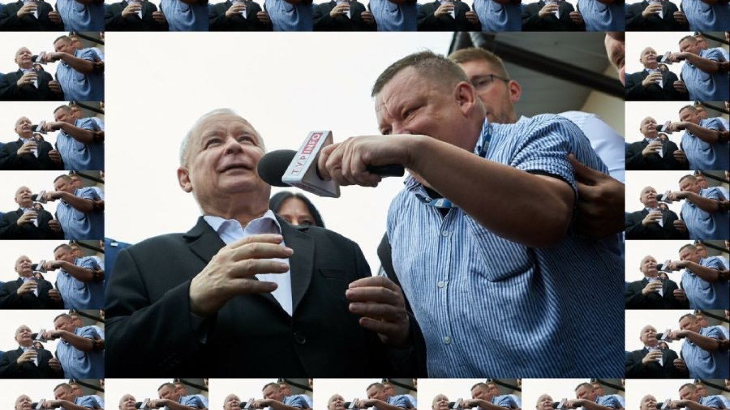 Jarosław Kaczyński przy mikrofonie TVP (2019 rok).