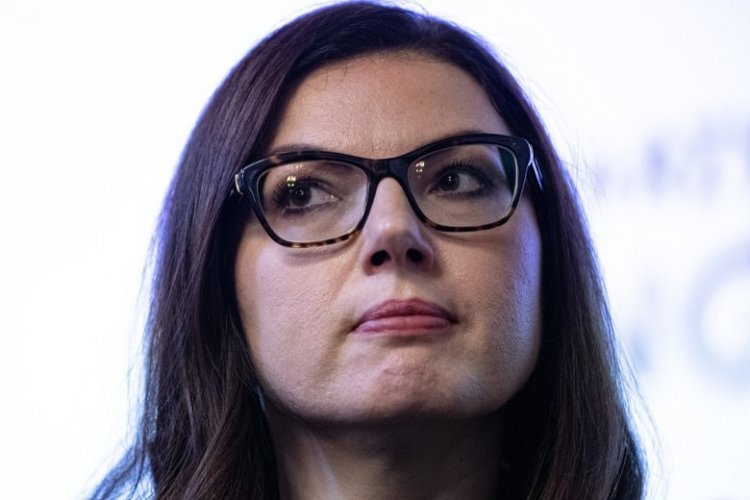 Eliza Michalik w nowym felietonie zarzuca kłamstwo Mateuszowi Morawieckiemu.