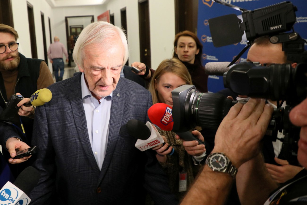 Ryszard Terlecki zdziwiony swobodą dziennikarzy. "Będzie wolno?"