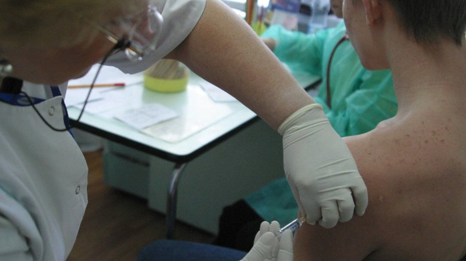 Szczepionka przeciwko chorobie wywołanej przez wirus Ebola ma walczyć z epidemią tej choroby w Demokratycznej Republice Konga.