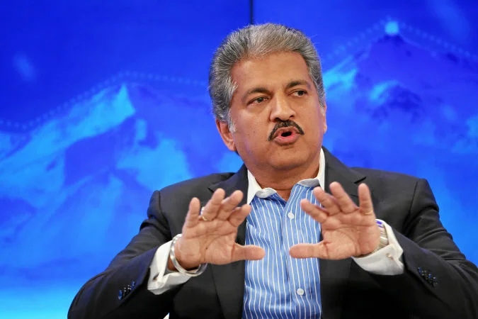Anand Mahindra, dyrektor zarządzający Mahindra Group: Być może dzięki takim technologiom jak druk 3D wsie nie będą się wyludniać, bo już nie trzeba będzie przeprowadzać się do miast, by znaleźć pracę przy produkcji dóbr