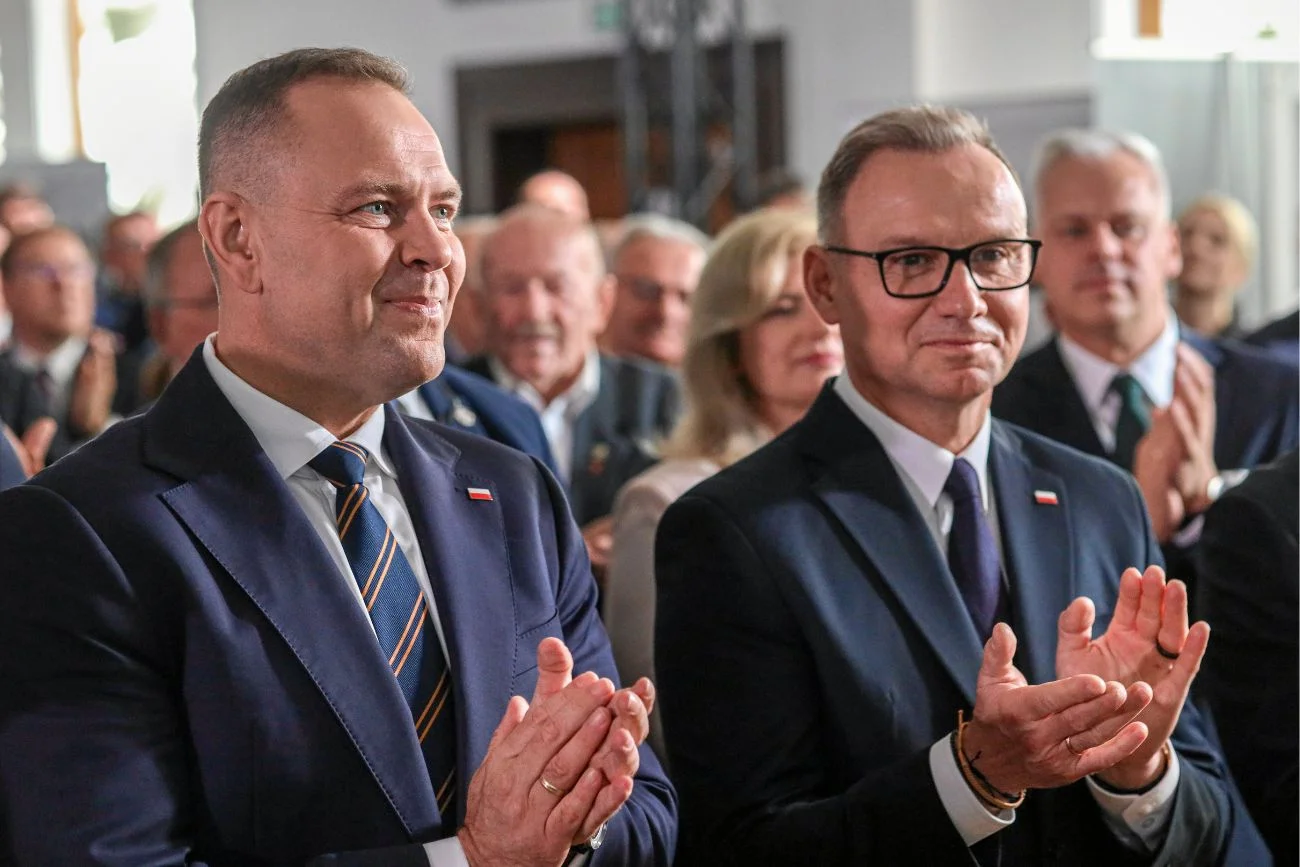 Specjalne oświadczenie TVN24. Nie wpuścili ich na obchody z udziałem Nawrockiego Oświadczenie TVN24. Nie wpuścili ich na obchody z udziałem Nawrockiego